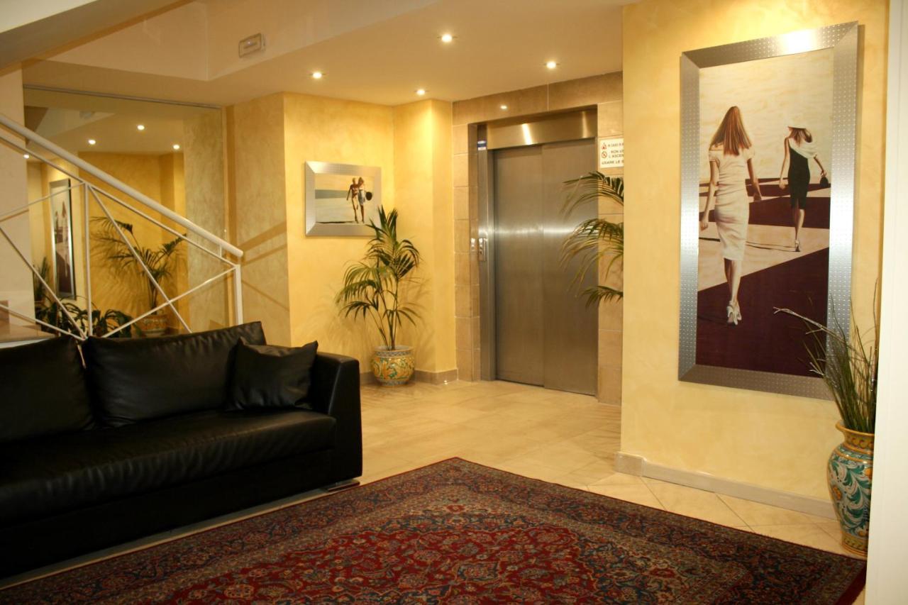 Hotel Villa Cibele Catânia Exterior foto